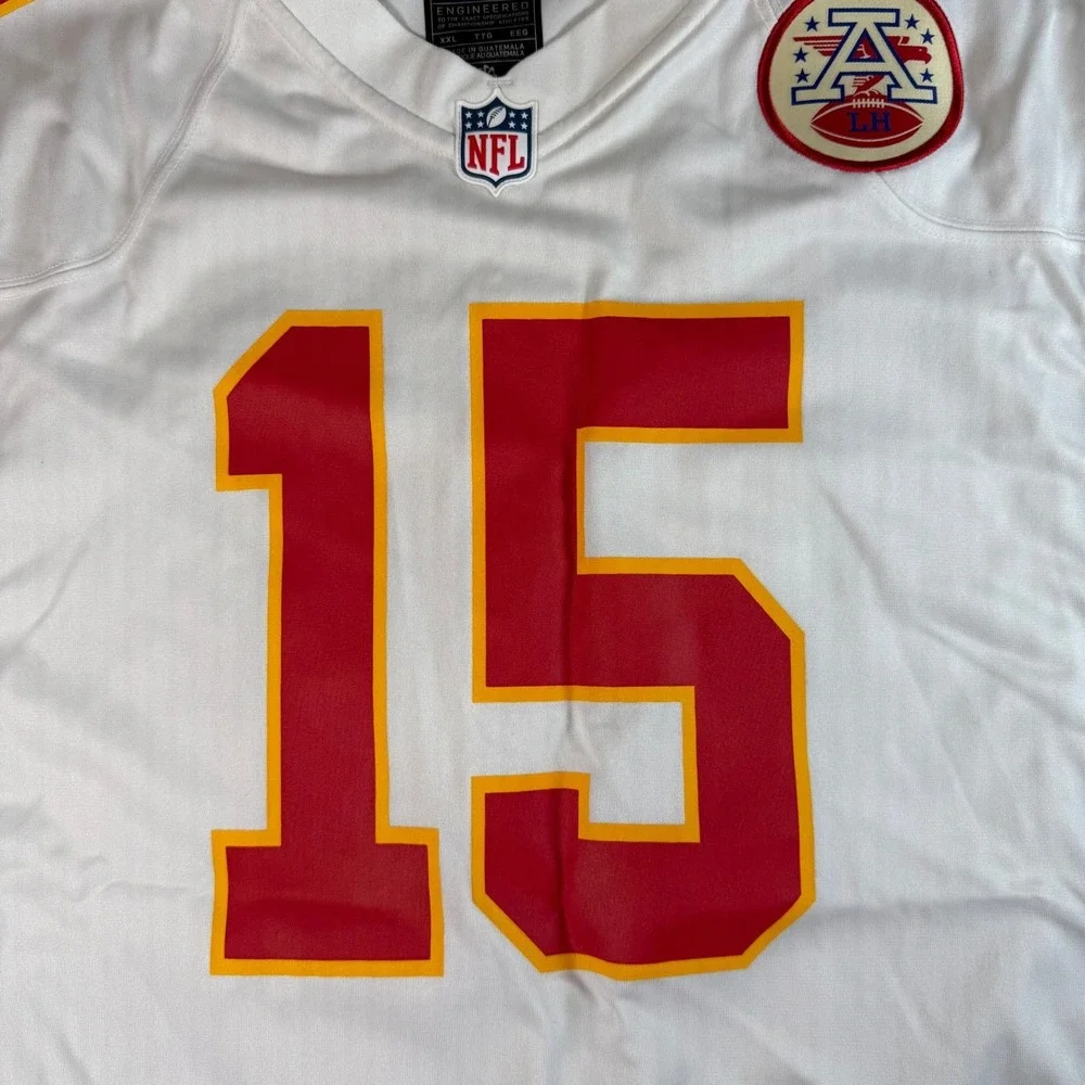 NWT Nike Patrick Mahomes Kansas City Chiefs White Game Jersey Men's Large NFL